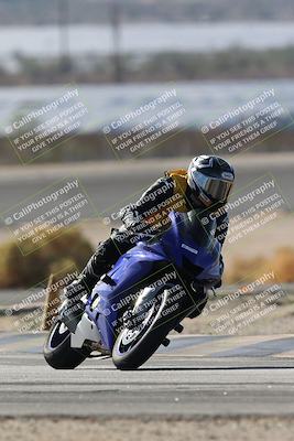 media/Nov-16-2025-Race Pace (Sun) [[8c5fa54630]]/Non Verified Riders (1st 20 Minutes)/1-Turn 14 (10am)/